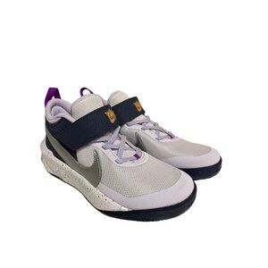 NEW! Nike Team Hustle D 10 SE Little Kids Girl's Shoes Sneakers Size 3 3Y